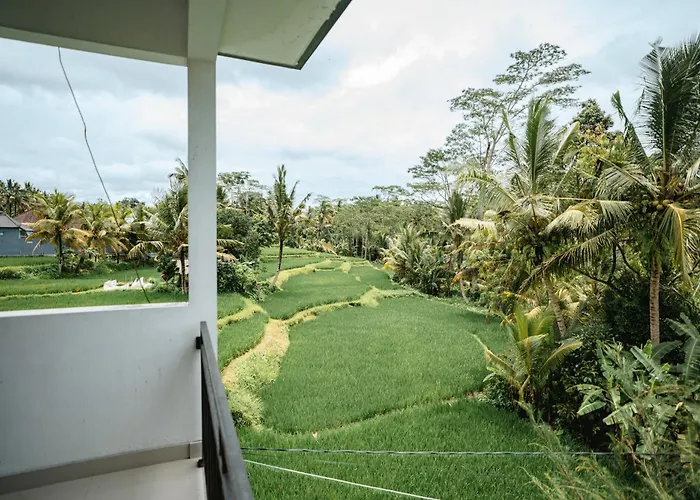 Casa De Arya Homestay *
